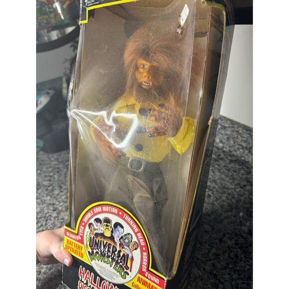 Vintage 1992 Telco Universal Monsters WOLFMAN Figure - Picture 2 of 7